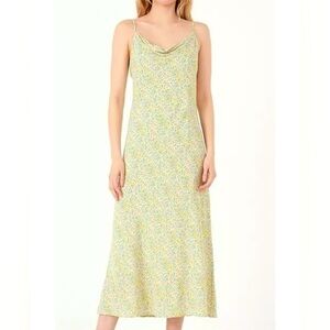 Free the Roses
Women's Floral Midi Dress size L